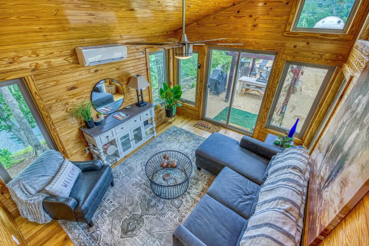 The Gemini-A Dreamy, Waterfront Tiny Cabin Rogersville Екстер'єр фото
