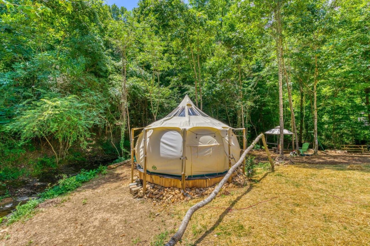 The Gemini-A Dreamy, Waterfront Tiny Cabin Rogersville Екстер'єр фото